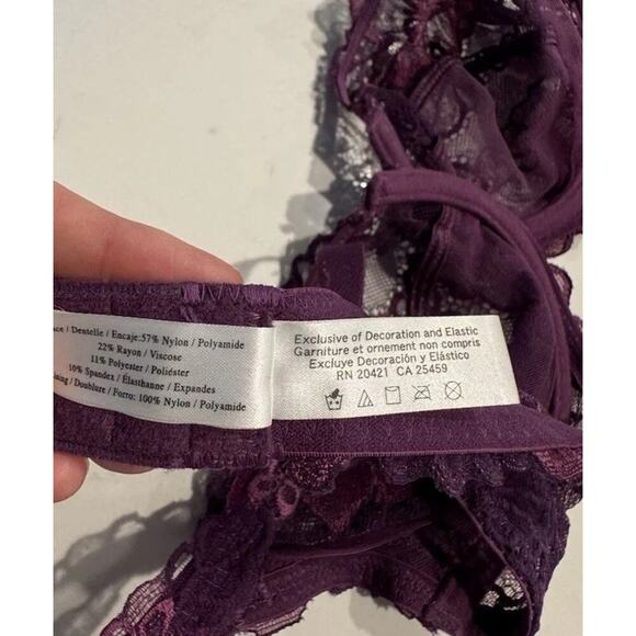 Wacoal Size 32D Style# 95130 Paris Collection Sheer Floral Underwire Purple Bra - Picture 5 of 7